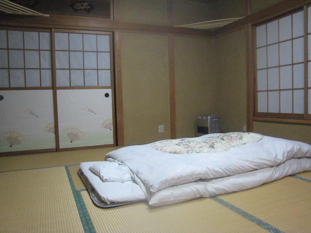 ホテル 仁田屋 みなかみ町 エクステリア 写真